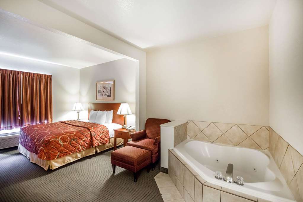Quality Inn Parsons North Habitación foto