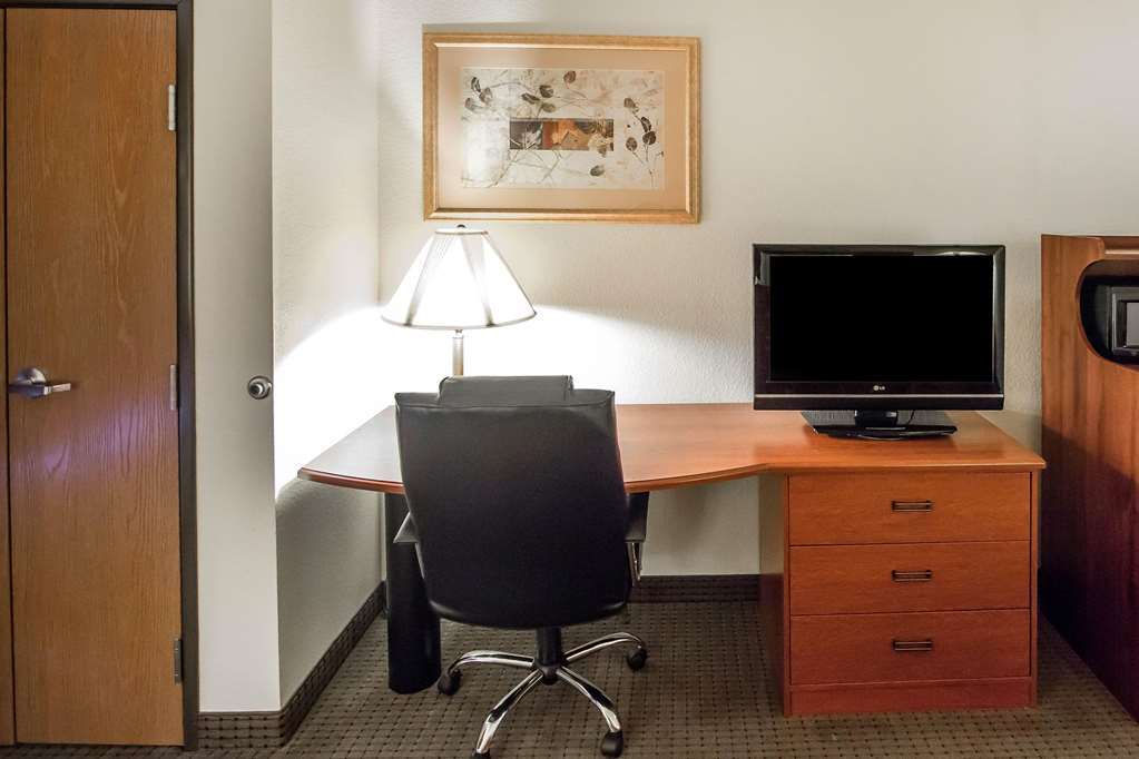 Quality Inn Parsons North Habitación foto
